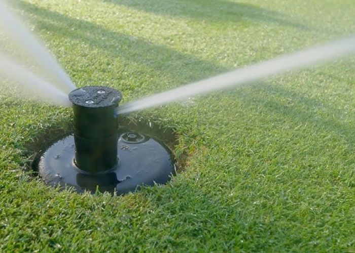 What Are the Key Features of Rain Bird Golf Sprinkler Systems?